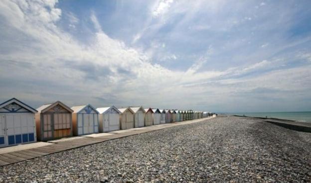 Le Mobile Home Le Victory Situe Au Camping Le Rio นัวแยลส์-ซูร์-แมร์ ภายนอก รูปภาพ